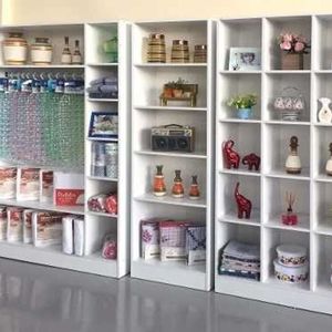 Expositor Colméia Cabideiro Nichos 3 Peças Loja Branco