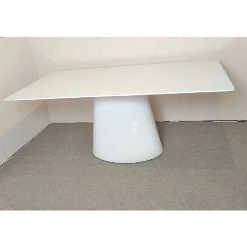 MKP002182000832-4
