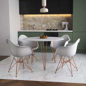 Mesa Jantar Redonda 110Cm Branca Clips 3 Pés Com 4 Poltronas Brancas Base Cobre Branco