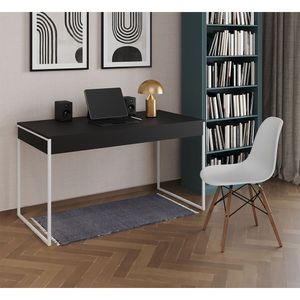 Mesa De Escritório Industrial Malta Preta 137X53Cm Base Ferro Branco Com 1 Cadeira Branca Eames Eiff