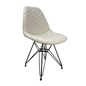 Cadeira Jantar Estofada Nude Eiffel Eames Base Ferro Preto
