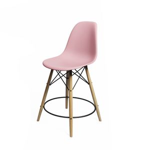 Banqueta Eames Eiffel De Madeira Assento Rosa Claro