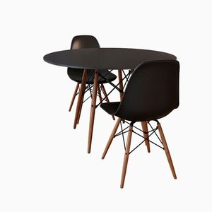 Jogo De Mesa De Jantar Eames Eiffel Redonda 80Cm Tampo De Madeira Preto Com 2 Cadeiras Preta