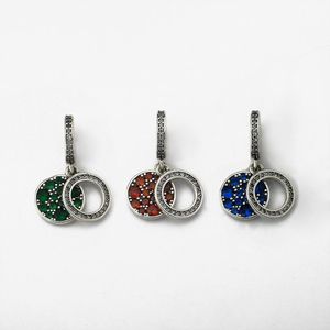 Berloque Bali Cravejado com Zircônias Prata 925 Verde