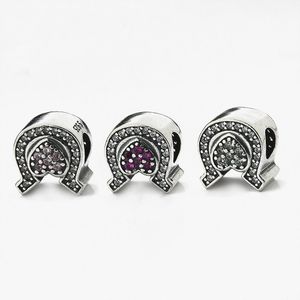 Berloque Bali Espaçador Ferradura Cravejado Zircônias Cristal