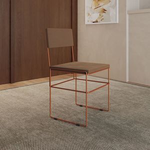 Cadeira De Jantar Estofada Veludo Marrom Base Cobre Vitoria - Cor: Marrom