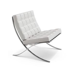 Poltrona Barcelona Courino Base Cromada Branco Cor Branco