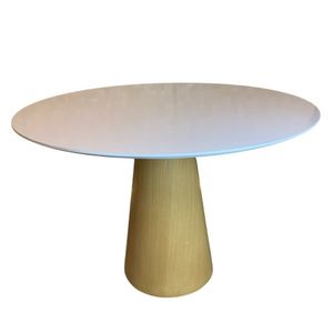 Mesa Cone 80cm Base Madeira Natural Freijó Tampo Branco