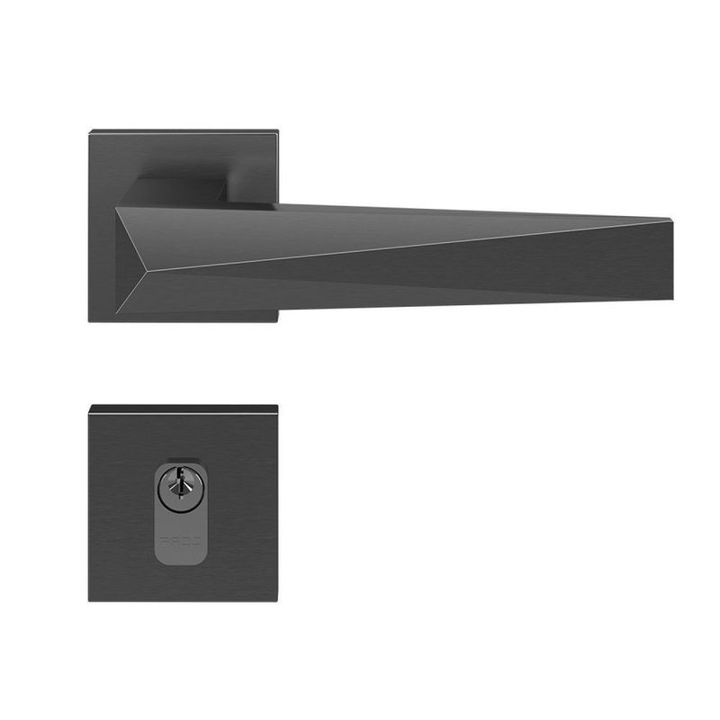MKP000628245180-1