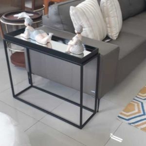 Mesa Lateral 80cm Máli Essentials Preto