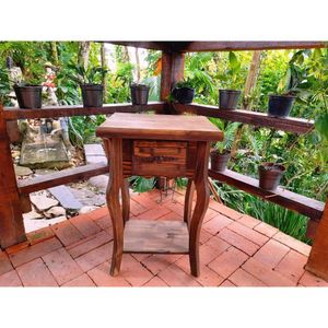 Mesa de Cabeceira com 1 Gaveta Pé Luis Xv Móveis Adelin