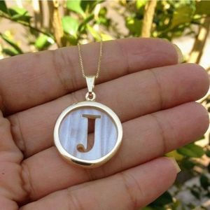 Gargantilha Personalizada Letra Inicial Redondo Banhada A Ouro 18k