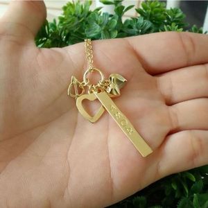 Gargantilha Amor Com Pingentes De Coração Banhado A Ouro 18k