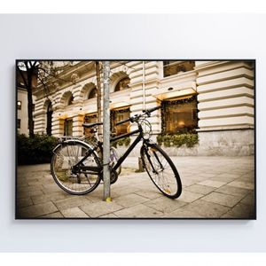 Quadro Bicicleta Clássica Na Rua 60x40 Cm Adesivo Fotográfico