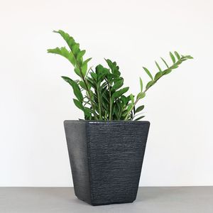 Vaso Terra Trapézio 30 X 35 Cm Cor 07 - Preto Sólido