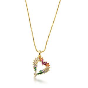 Colar Com Coração Delicado Com Zirconias Coloridas Banhadas A Ouro 18k - 45cm