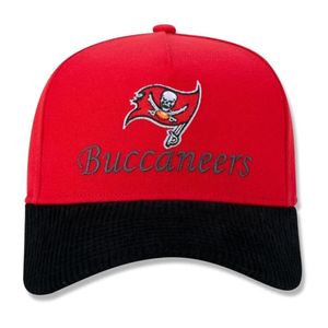 Boné 9forty A-frame Snapback Aba Curva Nfl Tampa Bay Buccaneers Core New Era Cor Vermelho-preto