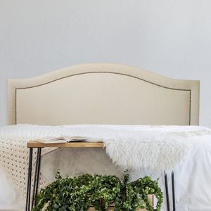 Cabeceira King Estofada Para Cama Box Curva Luxo Com Tachas 193x60cm Off White/prata