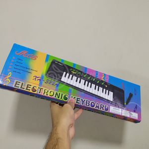Mini Teclado Infantil32 TeclasKaraokê E Microfone A Pilha