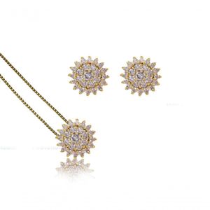 Conjunto Com Pingente E Brincos Pontiagudos Cravejados Com Zircônias [f027]