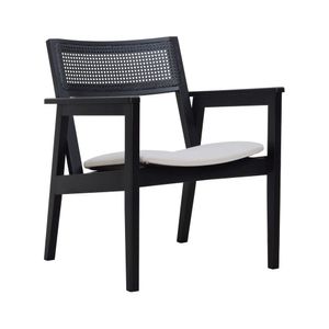 Poltrona Gusty Com Encosto Telinha Assento Anatômico - Preto Estofado Linho Bege