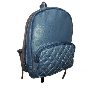 Mochila Feminina De Couro Nina Matê. Cor Marinho