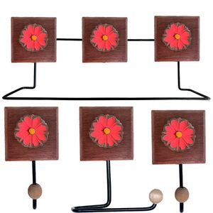 Kit Banheiro Com 2 Toalheiros + Porta Papel Higiênico + Toalheiro Rustico Artesanal Flores Coloridas 3d Cor Vermelho