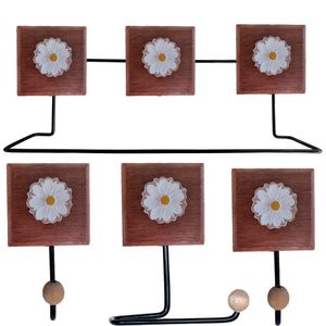 Kit Banheiro Com 2 Toalheiros + Porta Papel Higiênico + Toalheiro Rustico Artesanal Flores Coloridas 3d Cor Branco