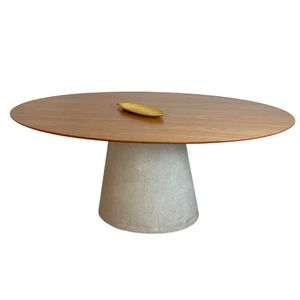 Mesa De Jantar Cone Oval 160x90 Cm Tampo Freijó Base Concreto Cor Cinza Claro