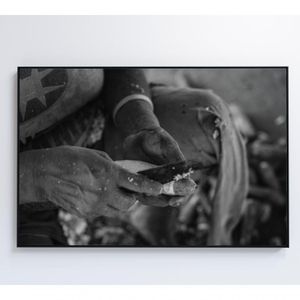 Quadro índio Preparando Mandioca Na Amazônia Medidas 60x40 Cm Impressão Vidro Acrílico