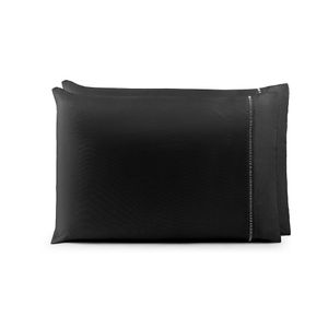 Par De Fronhas 70cm X 50cm 2 Peças Laura 100% Poliéster Toque Percal 200 Fios Cor:preto