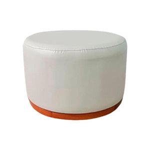 Puff Redondo Ipanema Couro Pérola Com Base Em Madeira