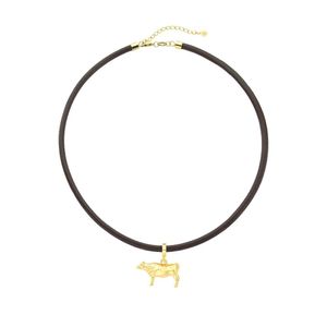 Colar De Couro Natural Café Com Pingente Boi Revestido Em Ouro Tamanho 52cm