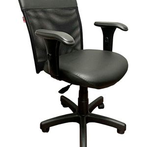 Cadeira Para Escritório Star Executiva Com Lâmina 110cm X 61cm X 49cm Preto