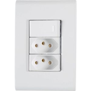 Conjunto 4 X 2 Com 1 Interruptor Simples 10a 250v E 2 Tomadas 2p+t 10a 250v Liz Branco Tramontina
