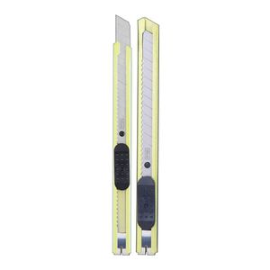 Kit Estilete Estreito De Metal C- Trava Es05 Tilibra - C- 12 Laminas Verde