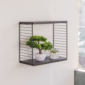 Cubo Decorativo De Madeira E Aço De Parede Preto-preto