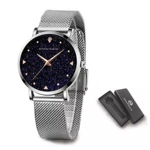 Relógio Feminino Hannah Martin Pulseira Malha De Aço Com Pedras Strass Cinza