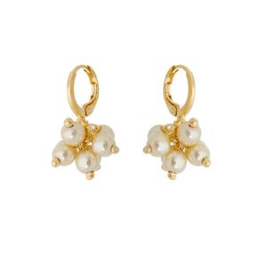 Brinco De Pérolas Cachinho Ingrid Banhado Em Ouro 18k