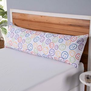 Capa Para Travesseiro Fofuxão Colorê 1 Peça 1,46m X 46cm 100% Poliéster