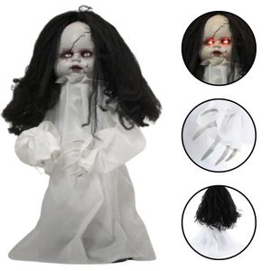 Boneca Ivy Halloween Com Movimento Som E Luz