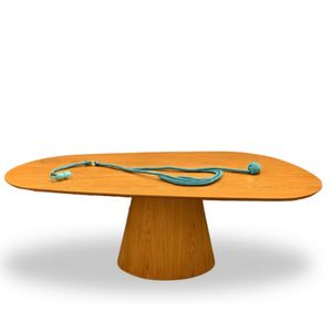 Mesa Oval Orgânica Em Freijó 160x90