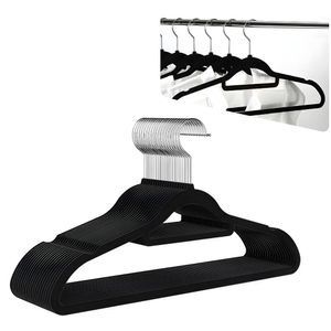 Kit Com 10 Cabides Slim De Veludo - Organização E Sofisticação preto
