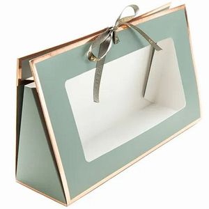 Caixa Triangular Vazada Liso 27x9x16cm Cinza - 1 Un